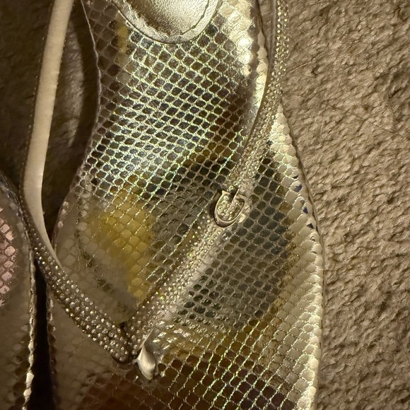 Guess Metallic Silver Snake Print Flip Flops - Picture 4 of 4